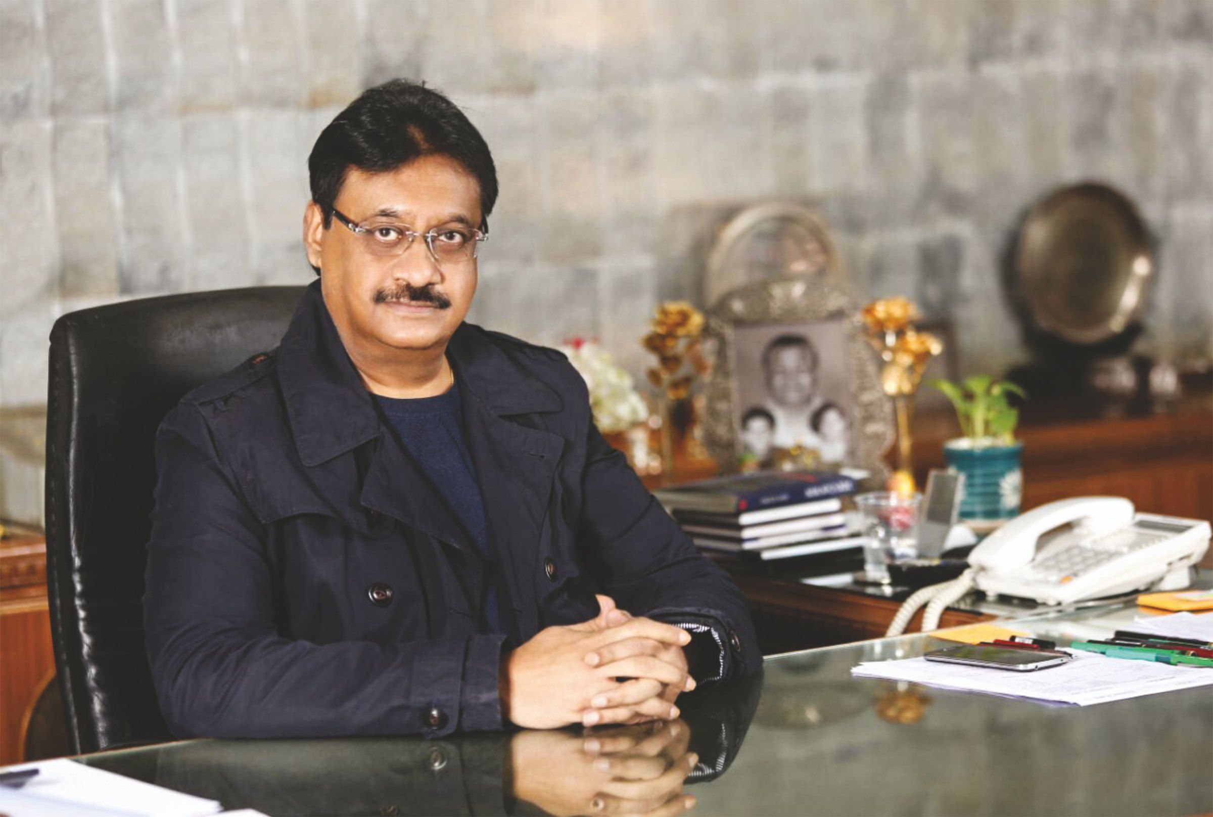 Dr Deepak Singh, Chairman