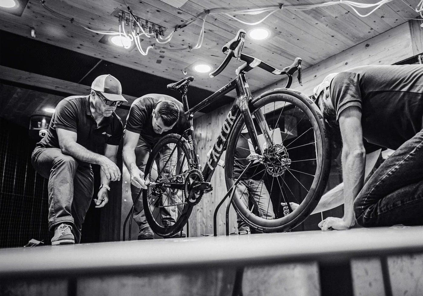 FACTOR OSTRO VAM AT THE TOUR