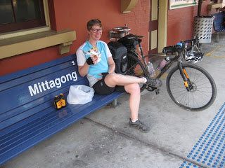 Rider Story - Robyn, Andrew & Ray Get Their 'Gravel' On....