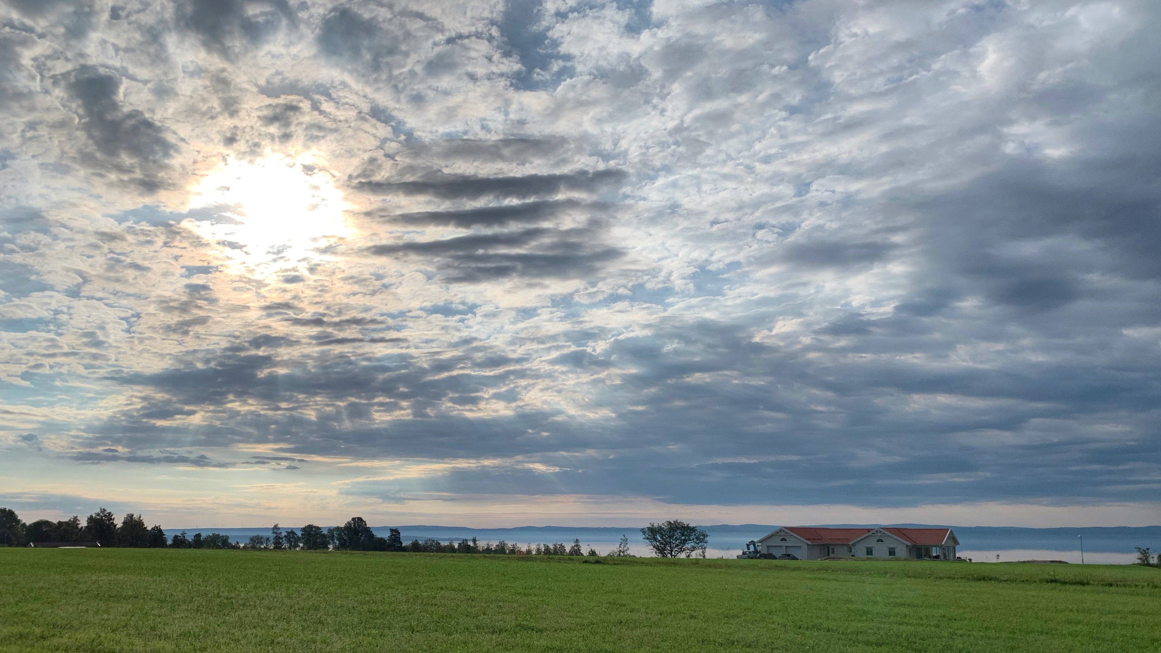300kms and a Swedish lake!