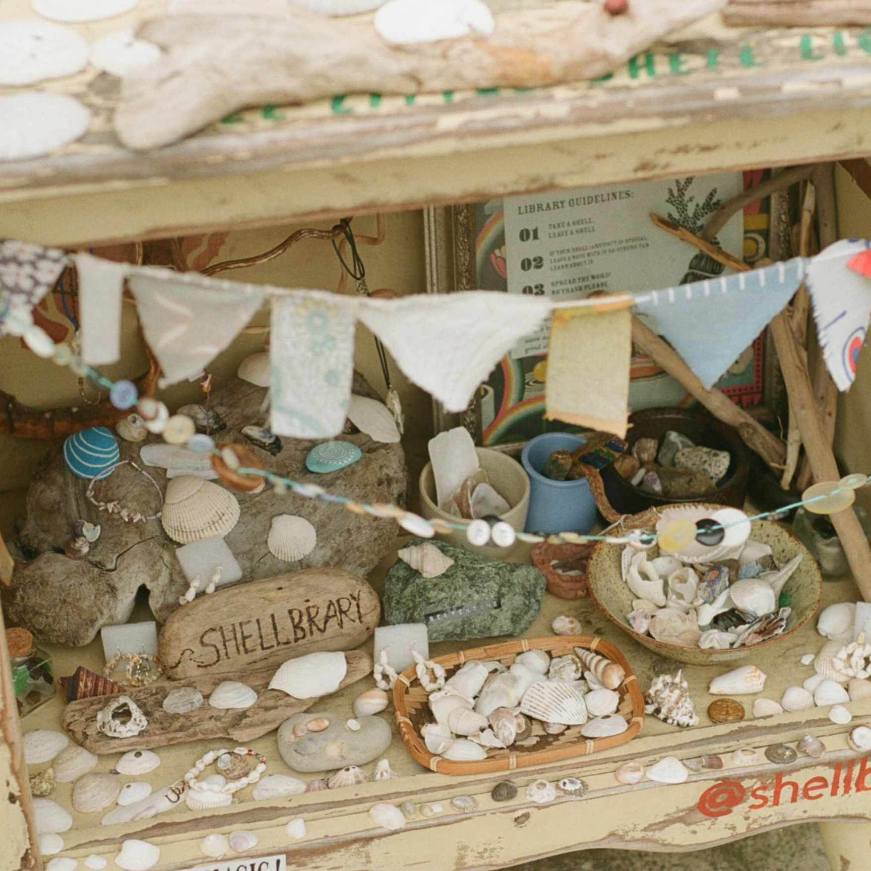 A decorative image from Usal Project
