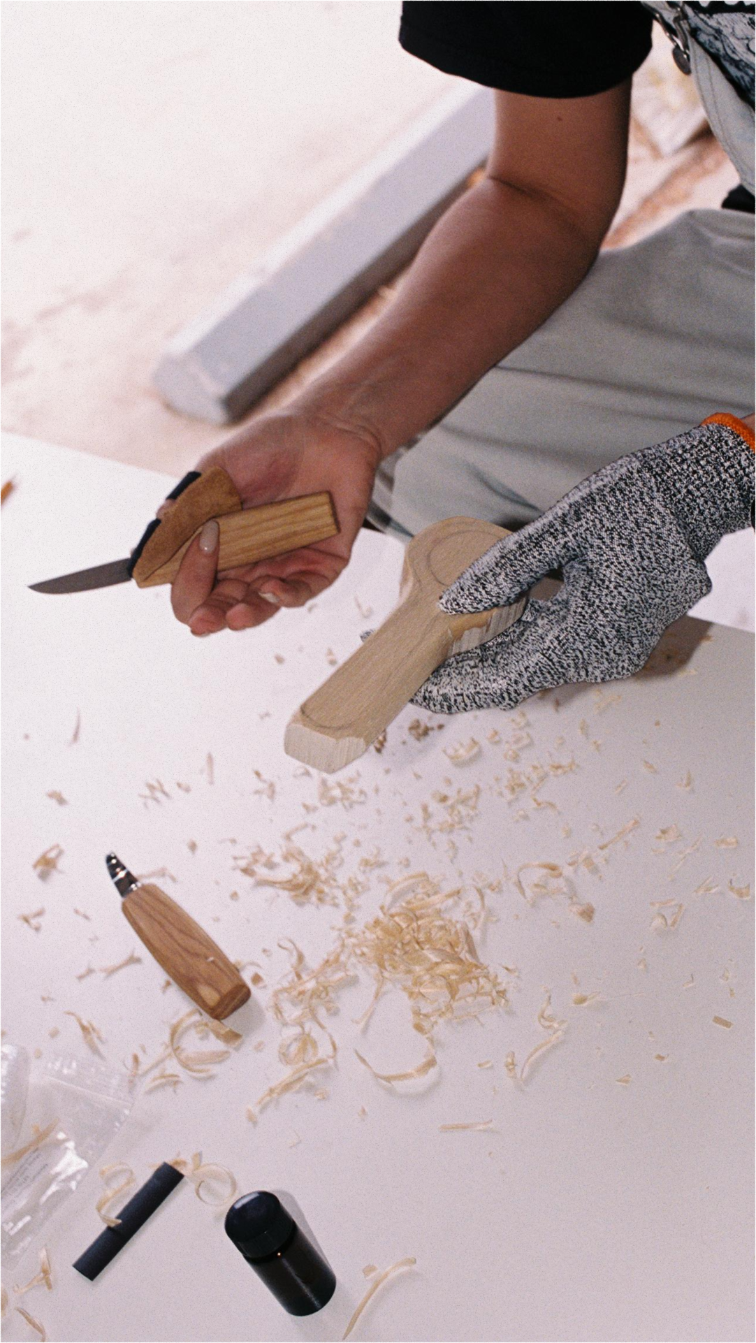 Hero Poster Mobile - A decorative image from Usal Project