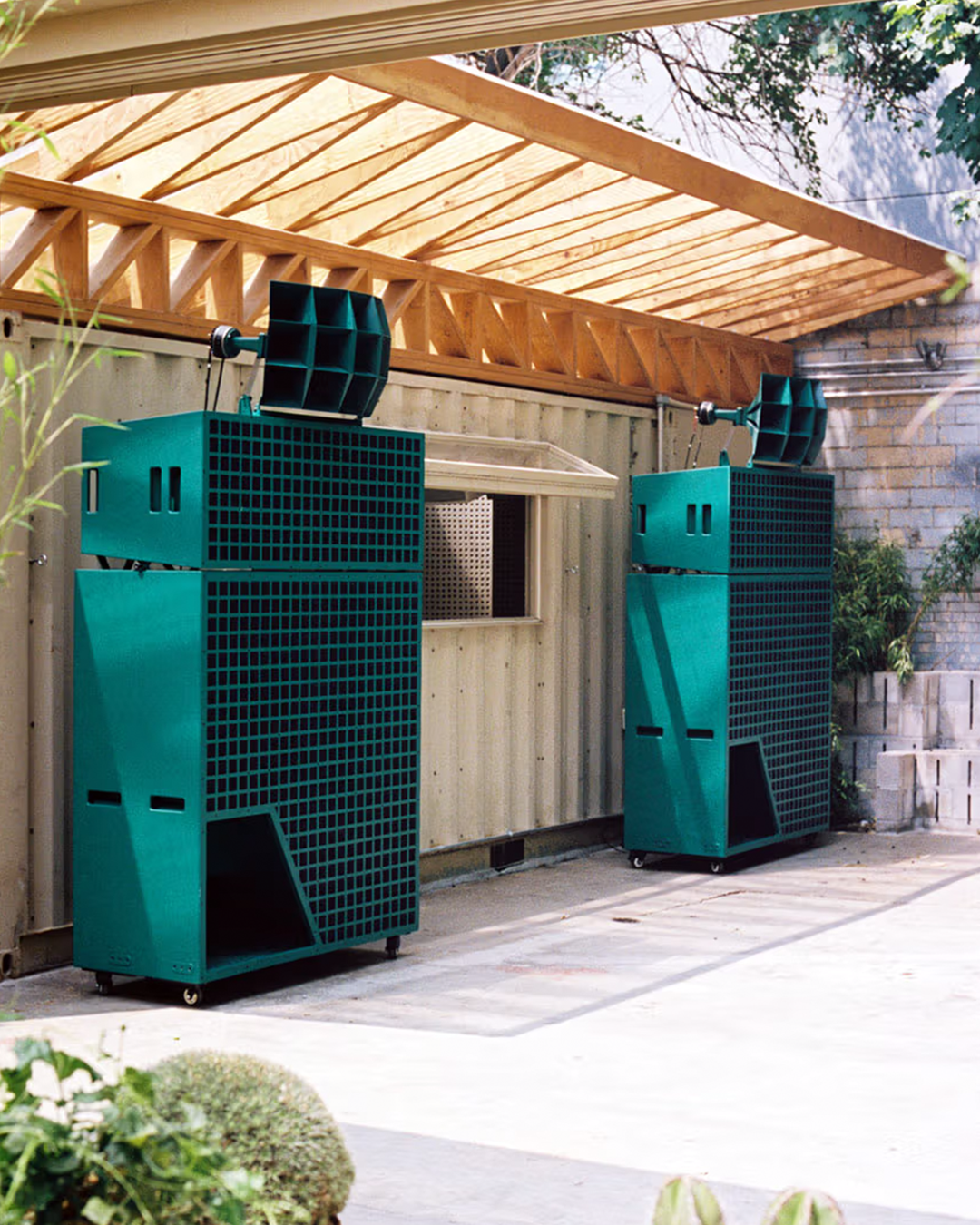 A decorative image from Usal Project