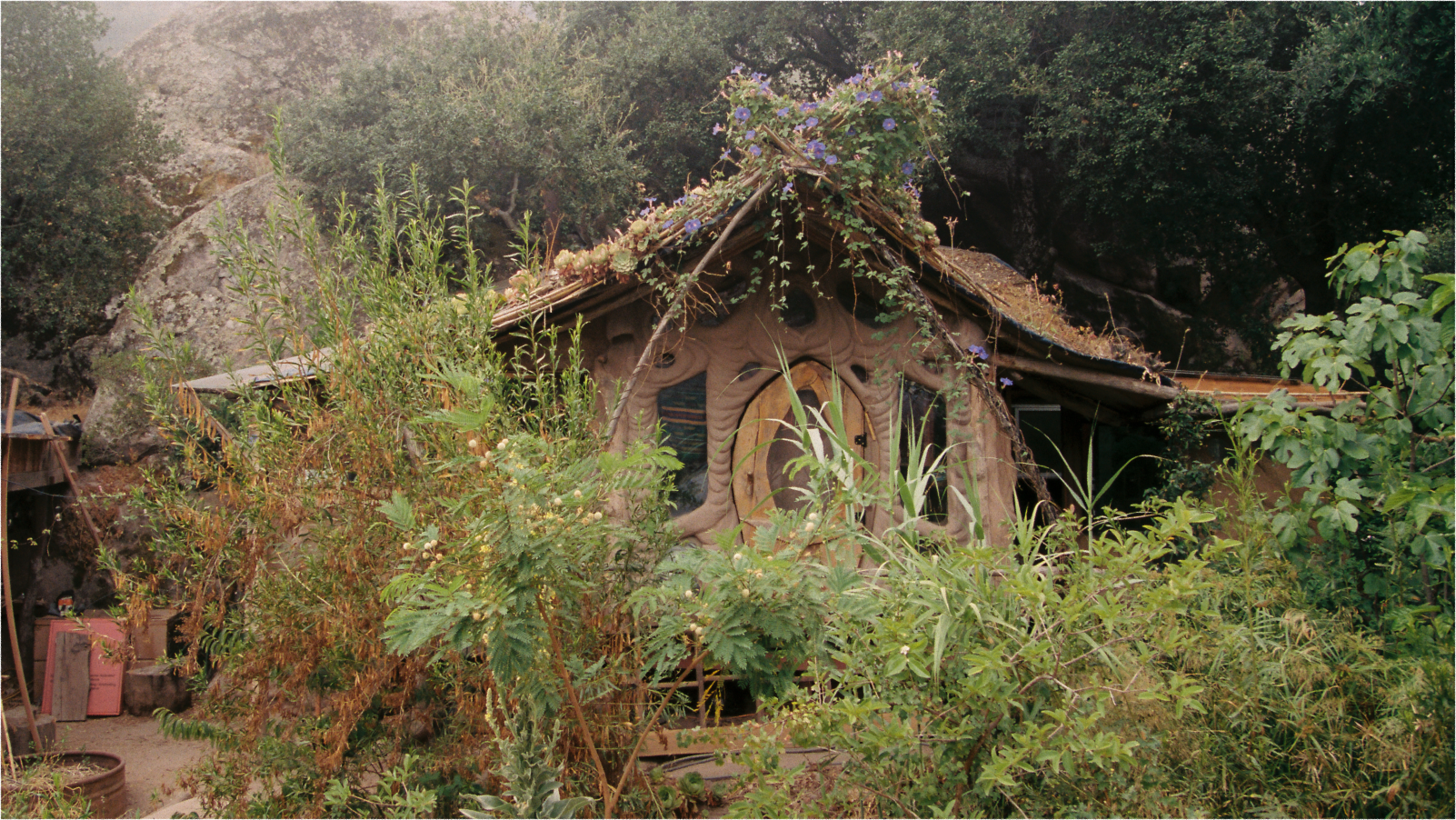 Hero Poster - A decorative image from Usal Project