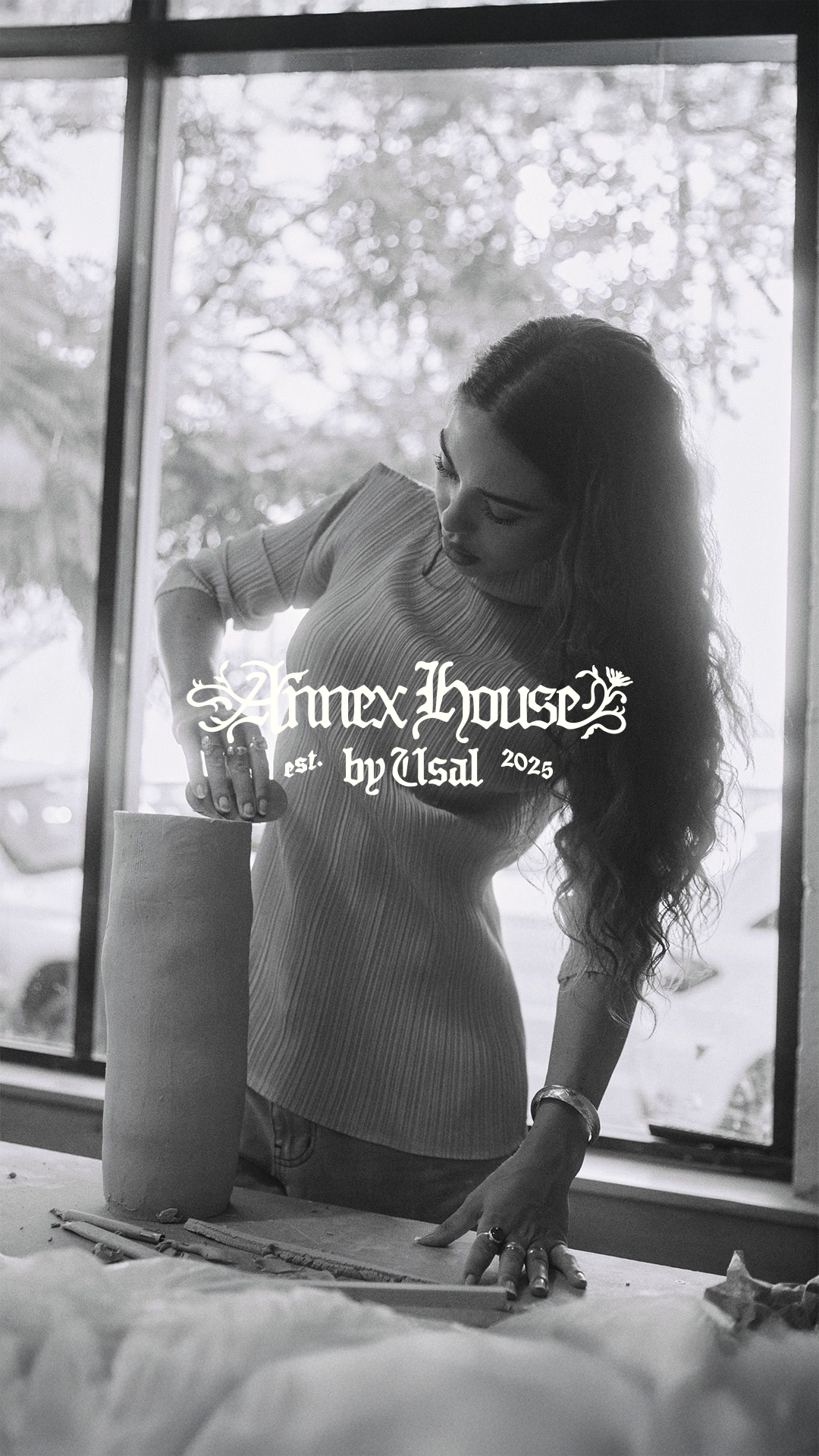 Hero Poster Mobile - A decorative image from Usal Project