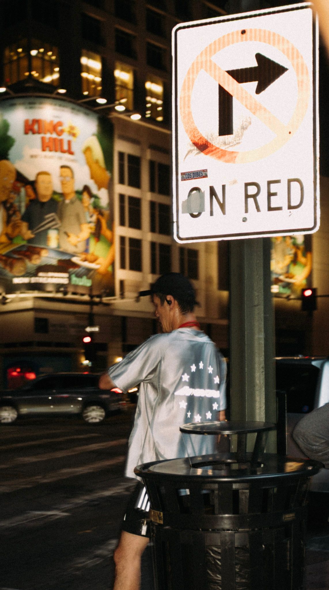 Hero Poster Mobile - A decorative image from Usal Project