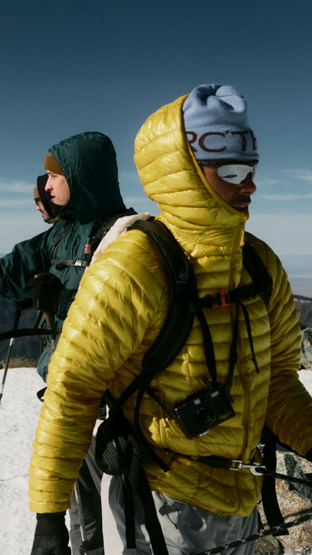 Hero Poster Mobile - A decorative image from Usal Project