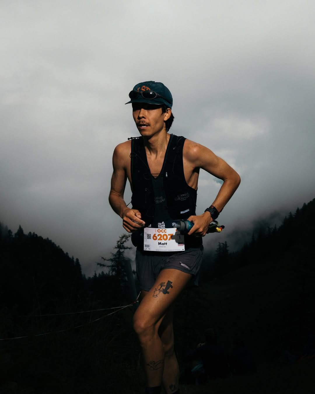 Hero Poster Mobile - A decorative image from Usal Project