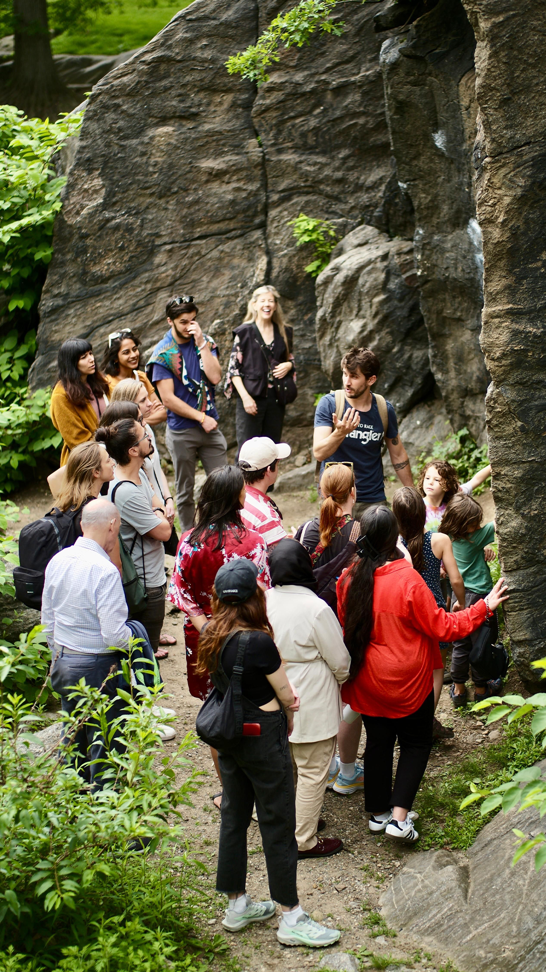 Hero Poster Mobile - A decorative image from Usal Project