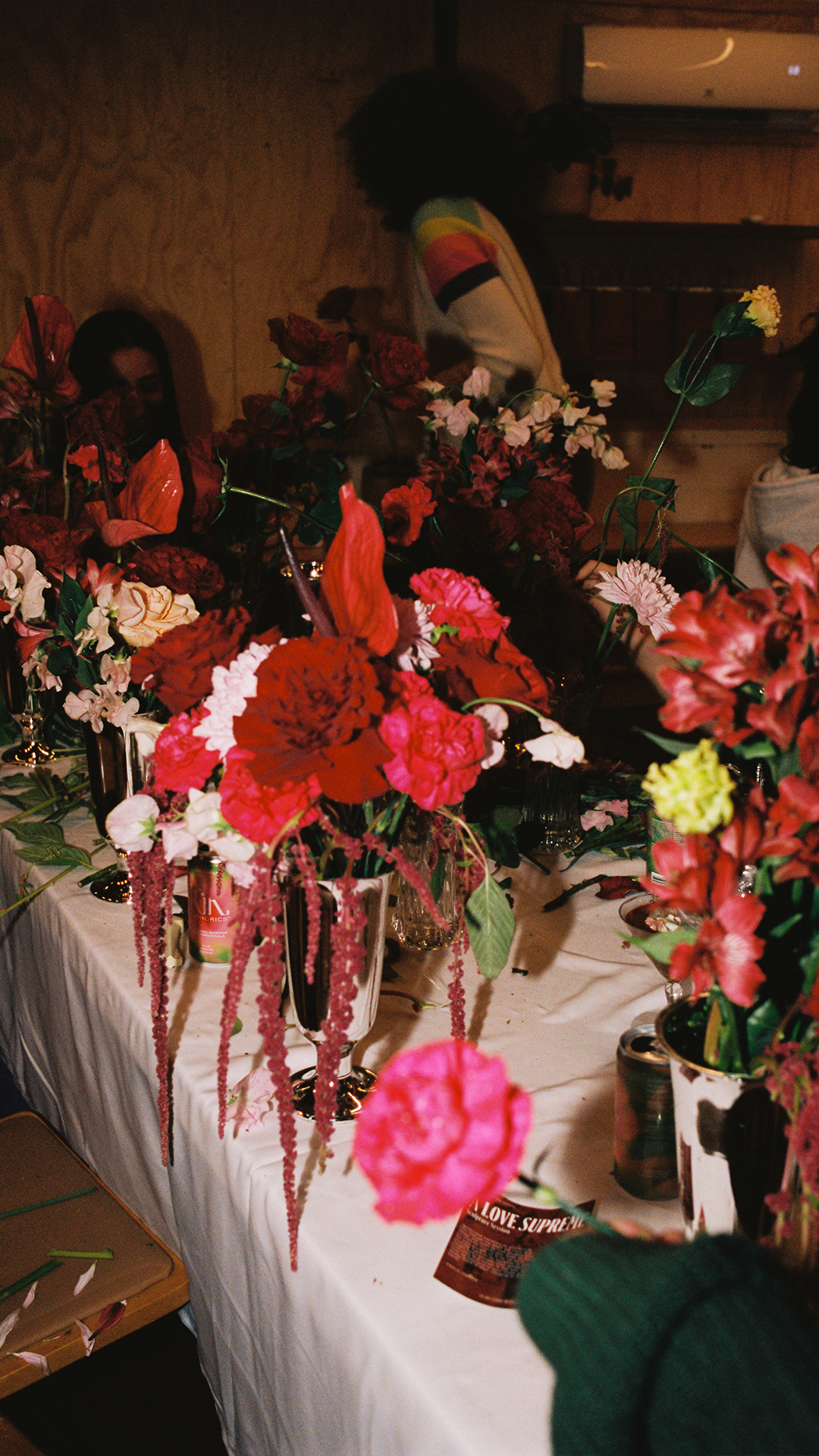 Hero Poster Mobile - A decorative image from Usal Project