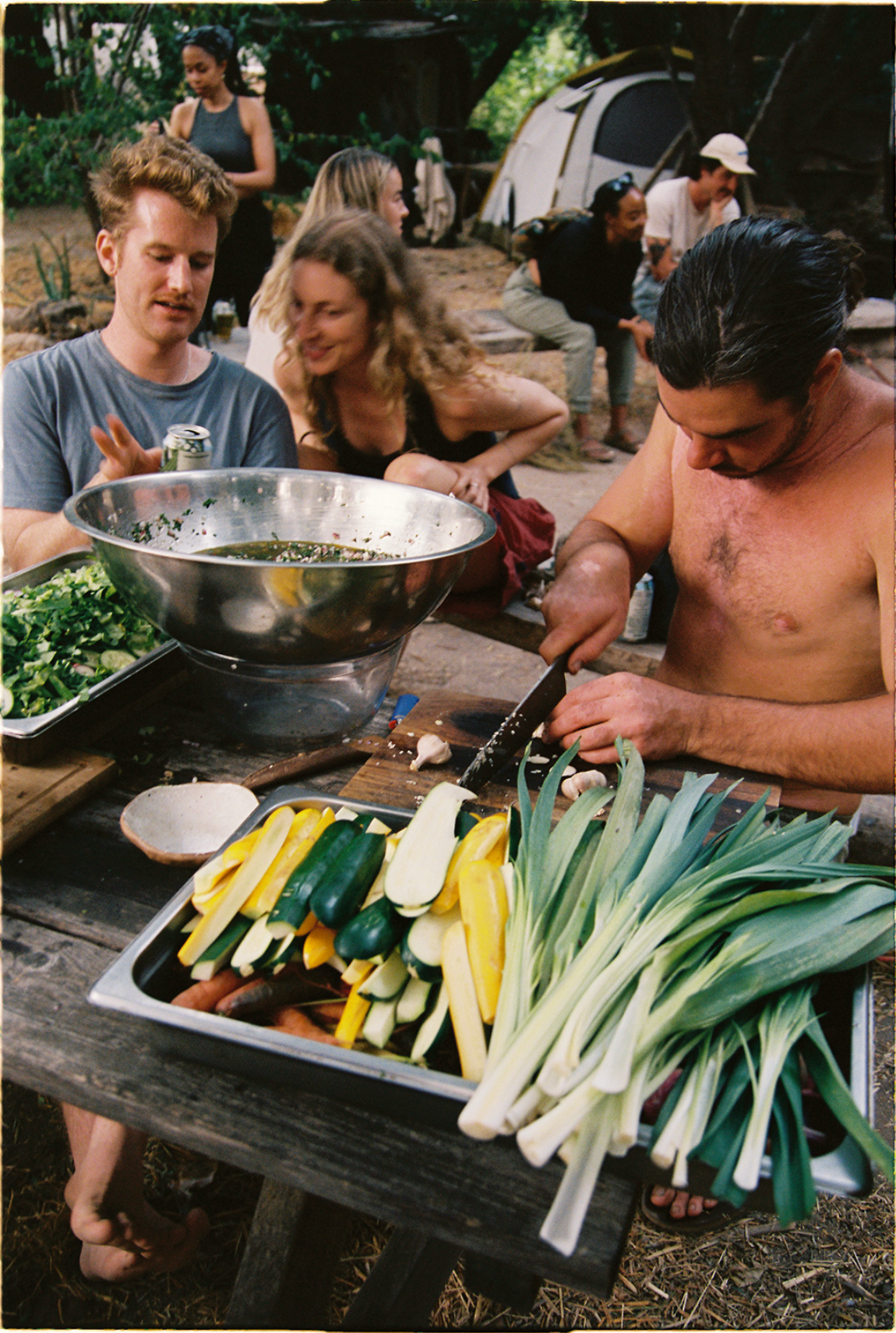 Hero Poster Mobile - A decorative image from Usal Project