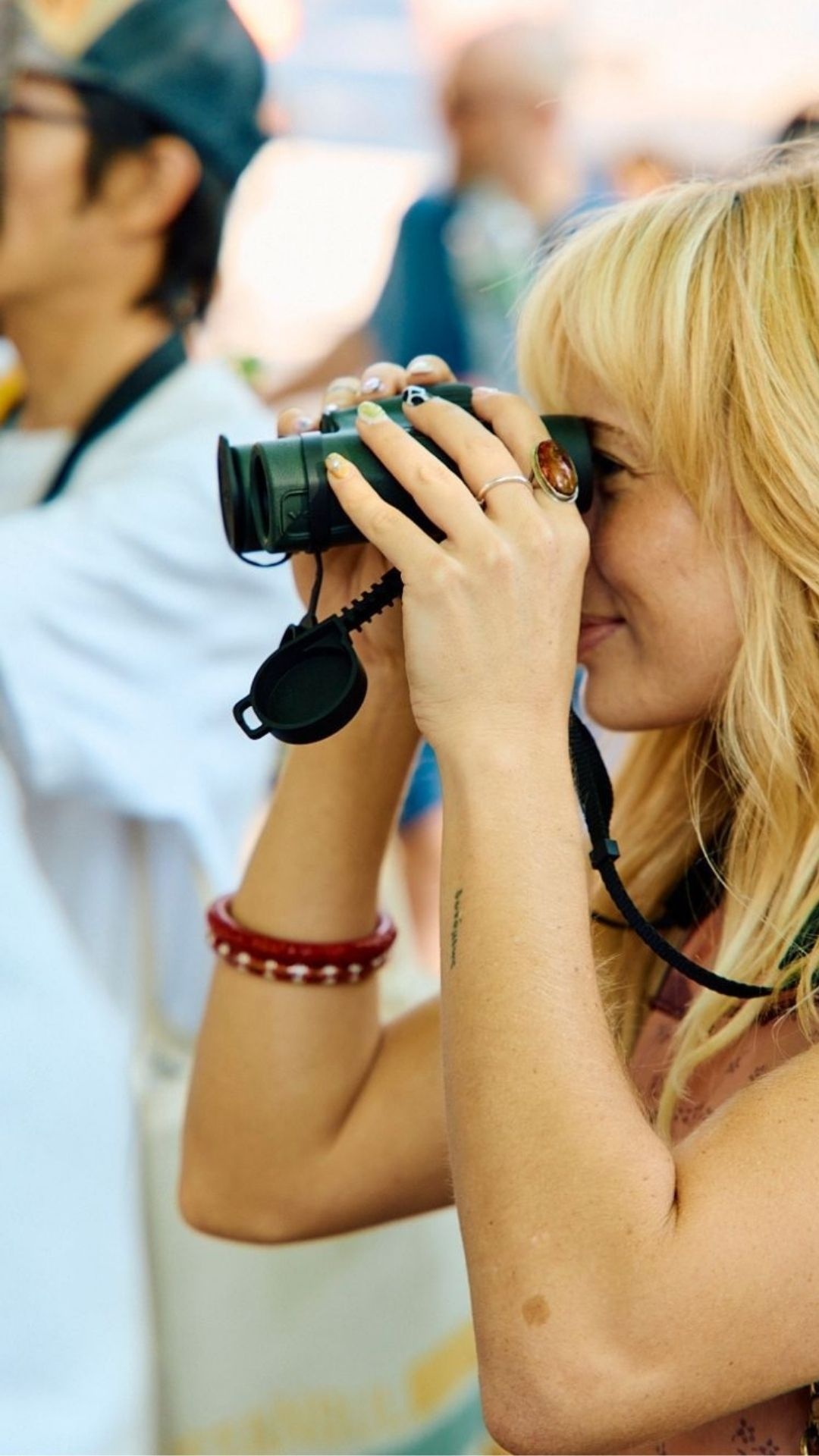 Hero Poster Mobile - A decorative image from Usal Project