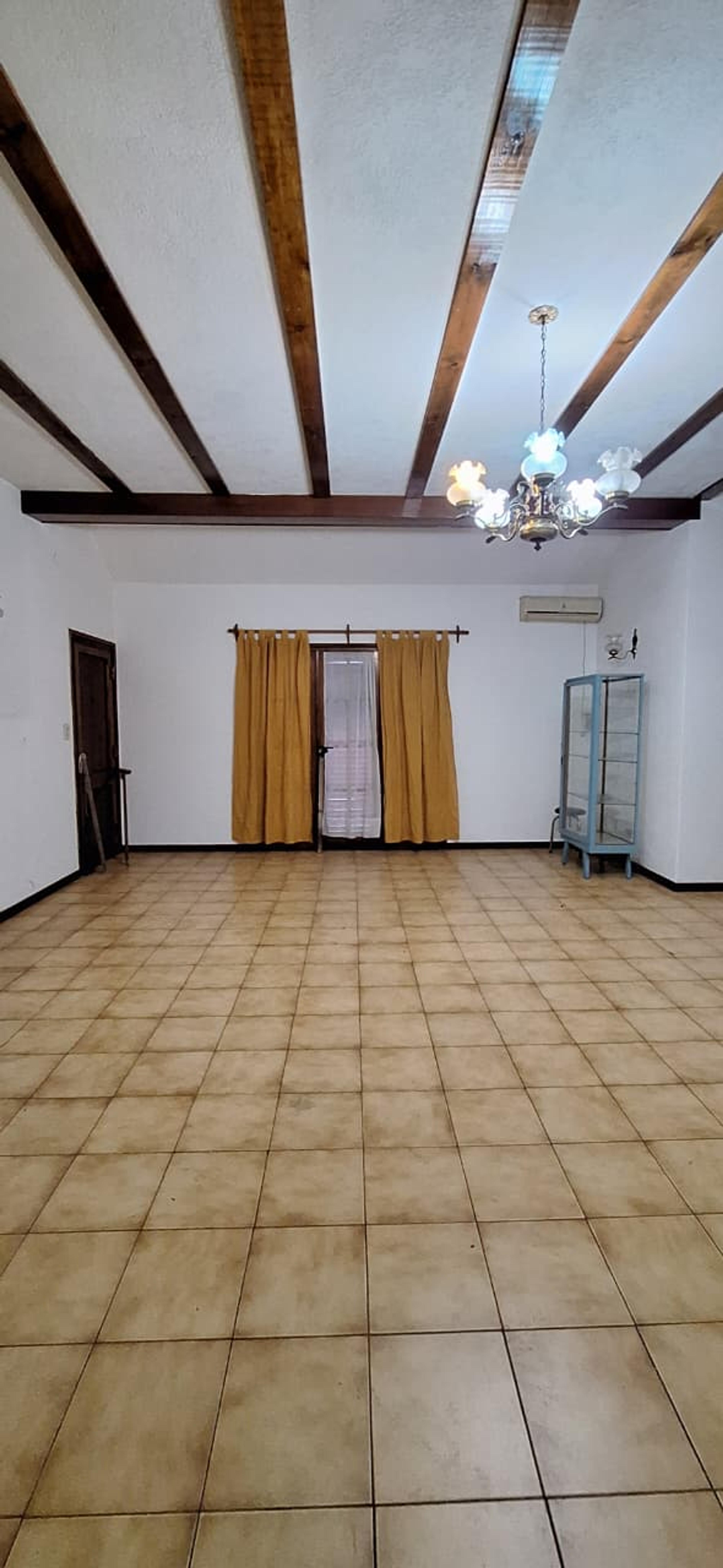 Casa en venta con pileta, quincho y estudio independiente en Santa Rosa, La Pampa — imagen 11