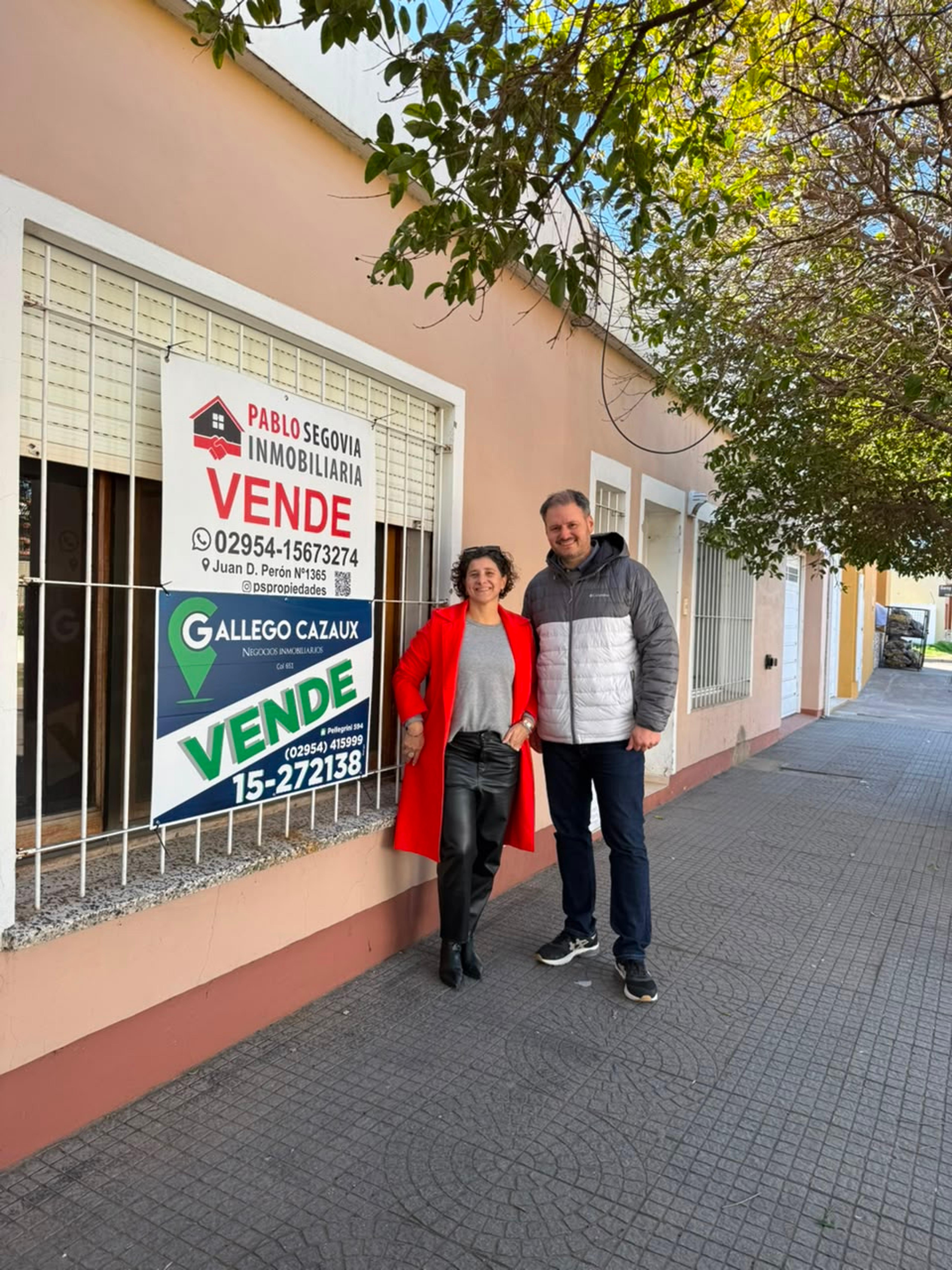  Casa en venta -  APTA CREDITO - Congreso a metros de Av Luro