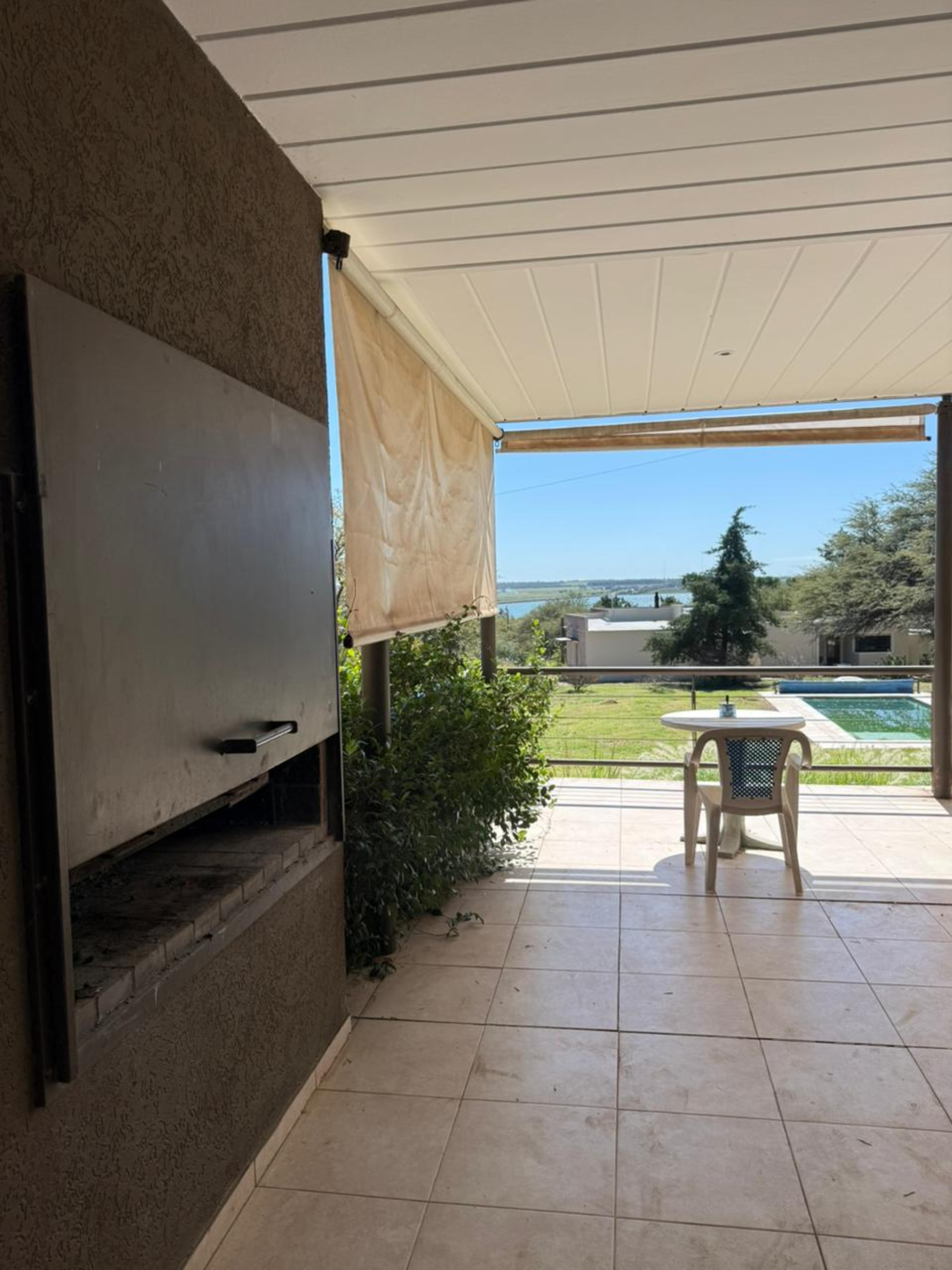 Cuesta del Sur Terreno de casi 2.500 m² | Superficie cubierta 171 m² — imagen 2