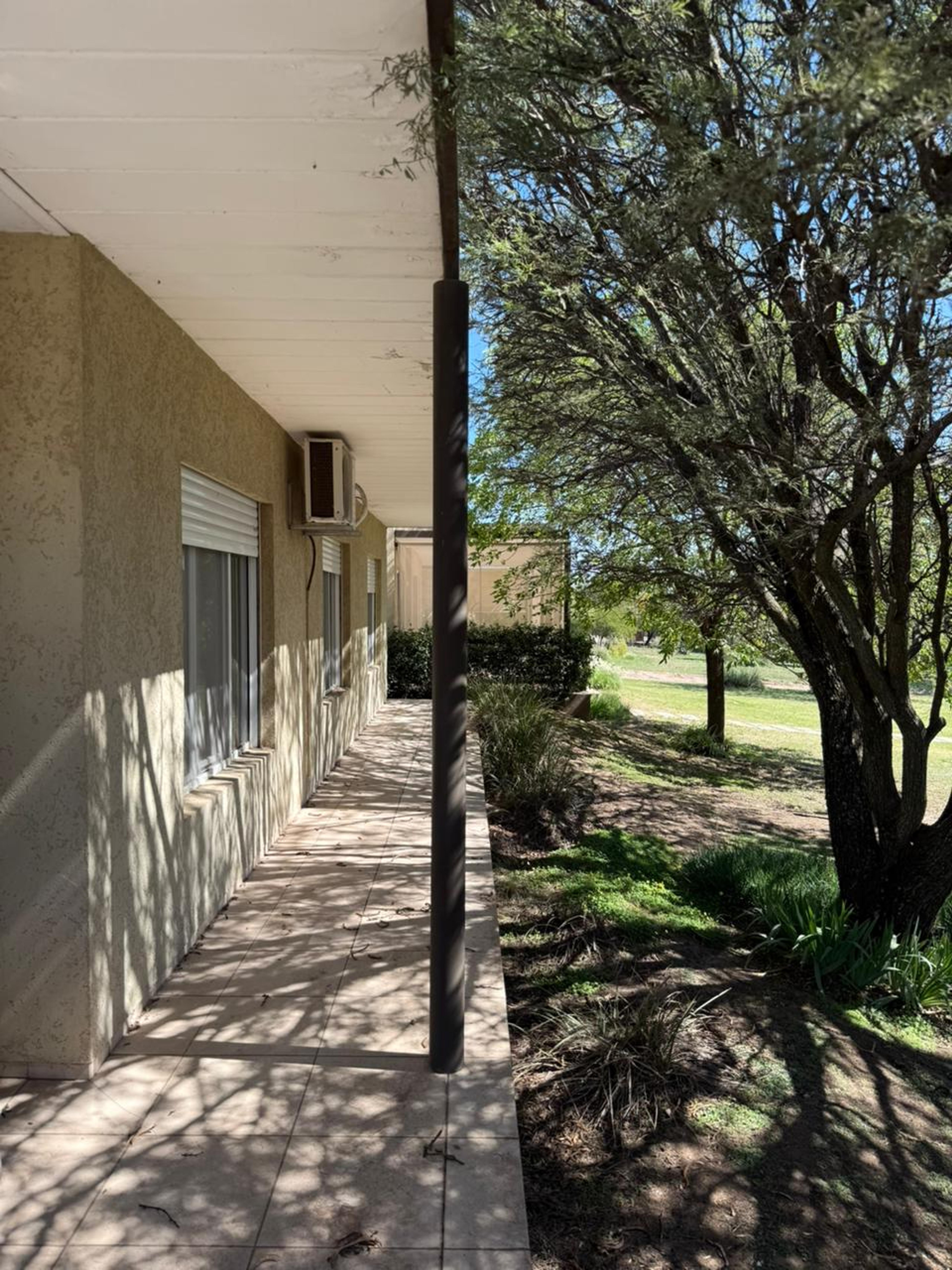Cuesta del Sur Terreno de casi 2.500 m² | Superficie cubierta 171 m² — imagen 9