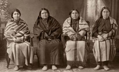 image from 'Mollie with her sisters: Rita (left), Anna (2nd from left), and Minnie (far right).'