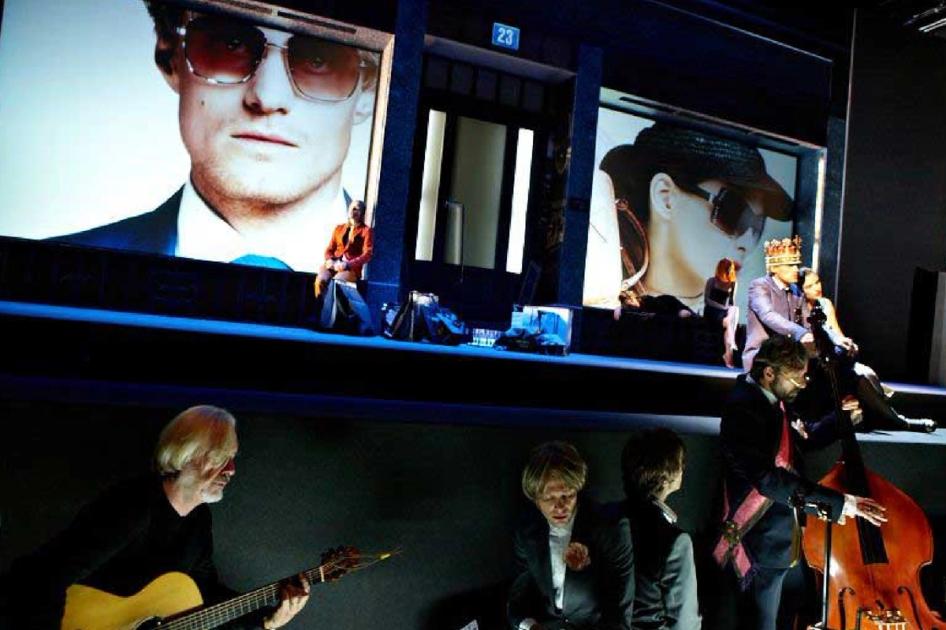 Schauspielhaus Zürich – Leonce & Lena Schauspielhaus Zürich – Leonce & Lena