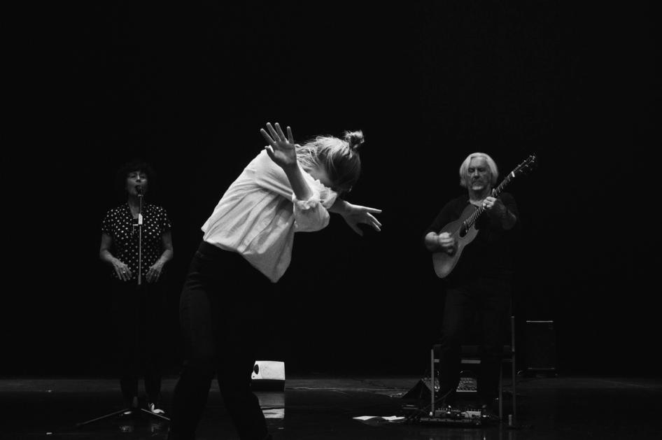 Hebelhalle Heidelberg – Unterwegstheater / Jutta Glaser / Lisa Bless