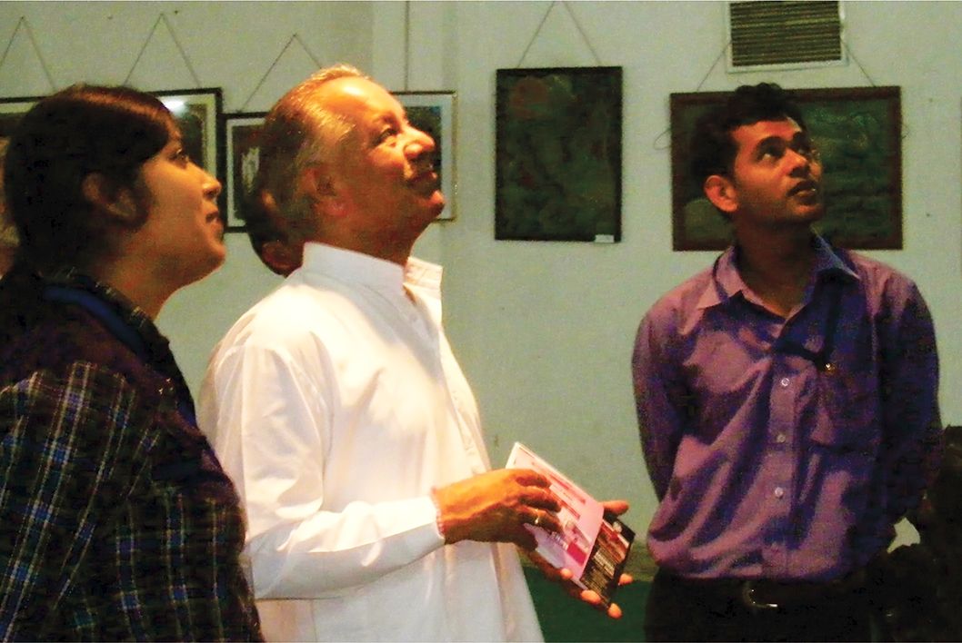 "Teen Divasiye Chitra Pradarshani”