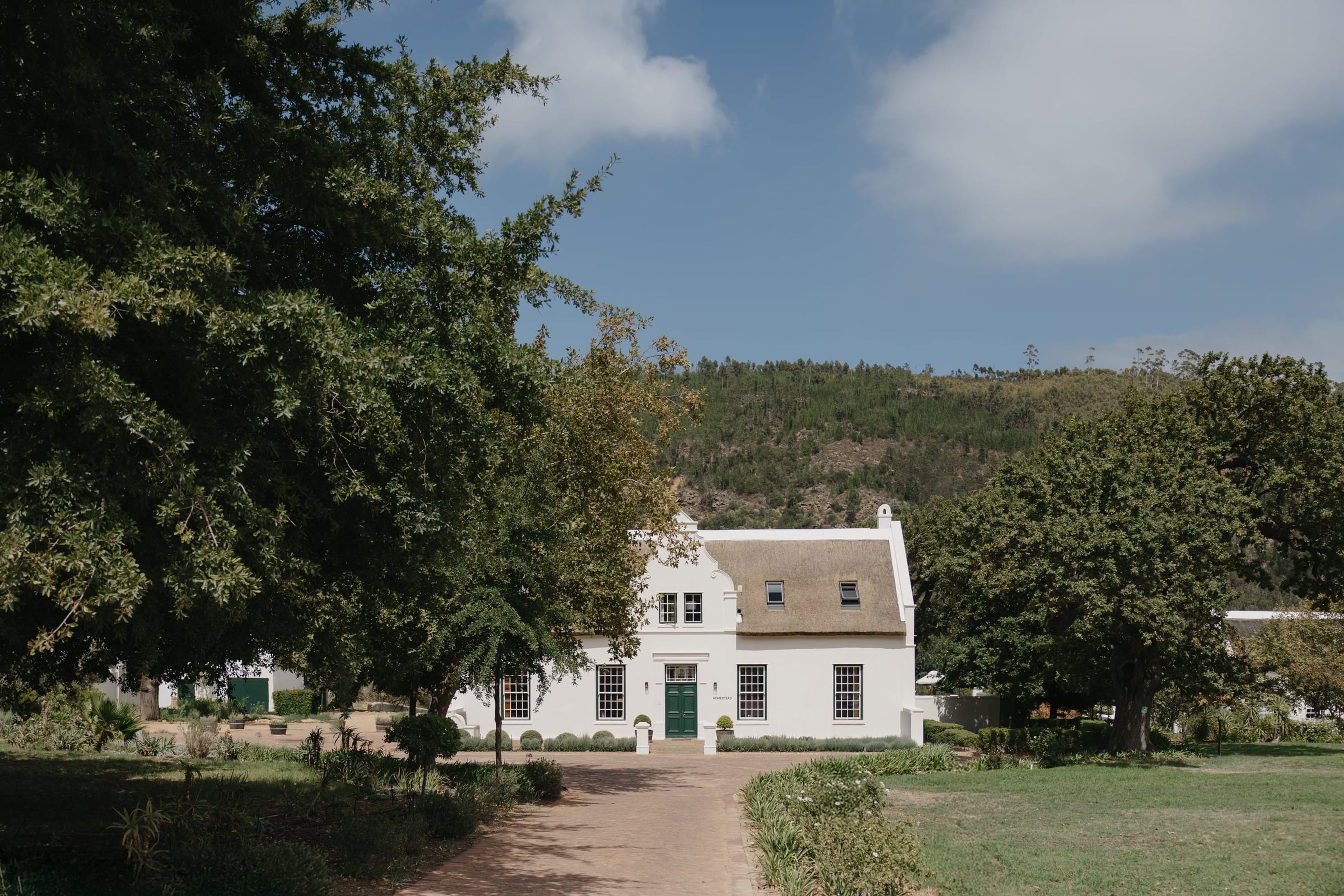 The homestead and gardens at Rickety Bridge