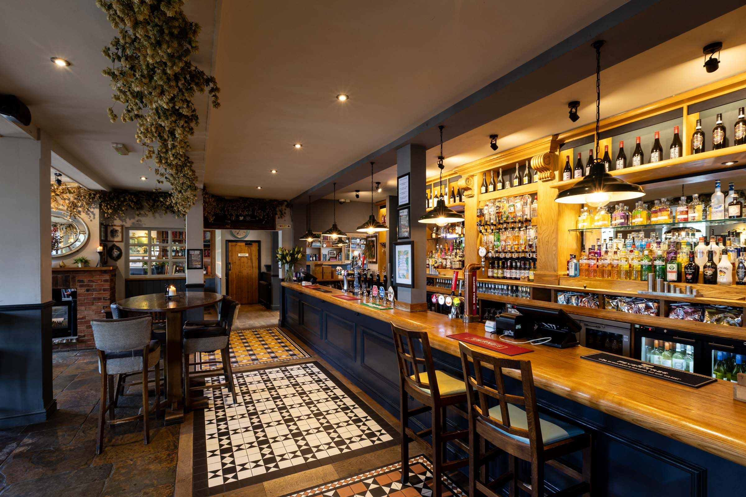 About The Rose & Crown