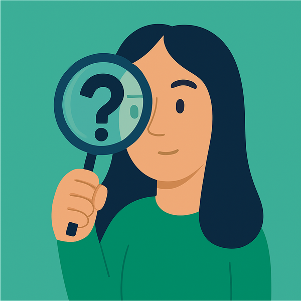 En kvinne ser gjennom et forstørrelsesglass med et spørsmålstegn på.