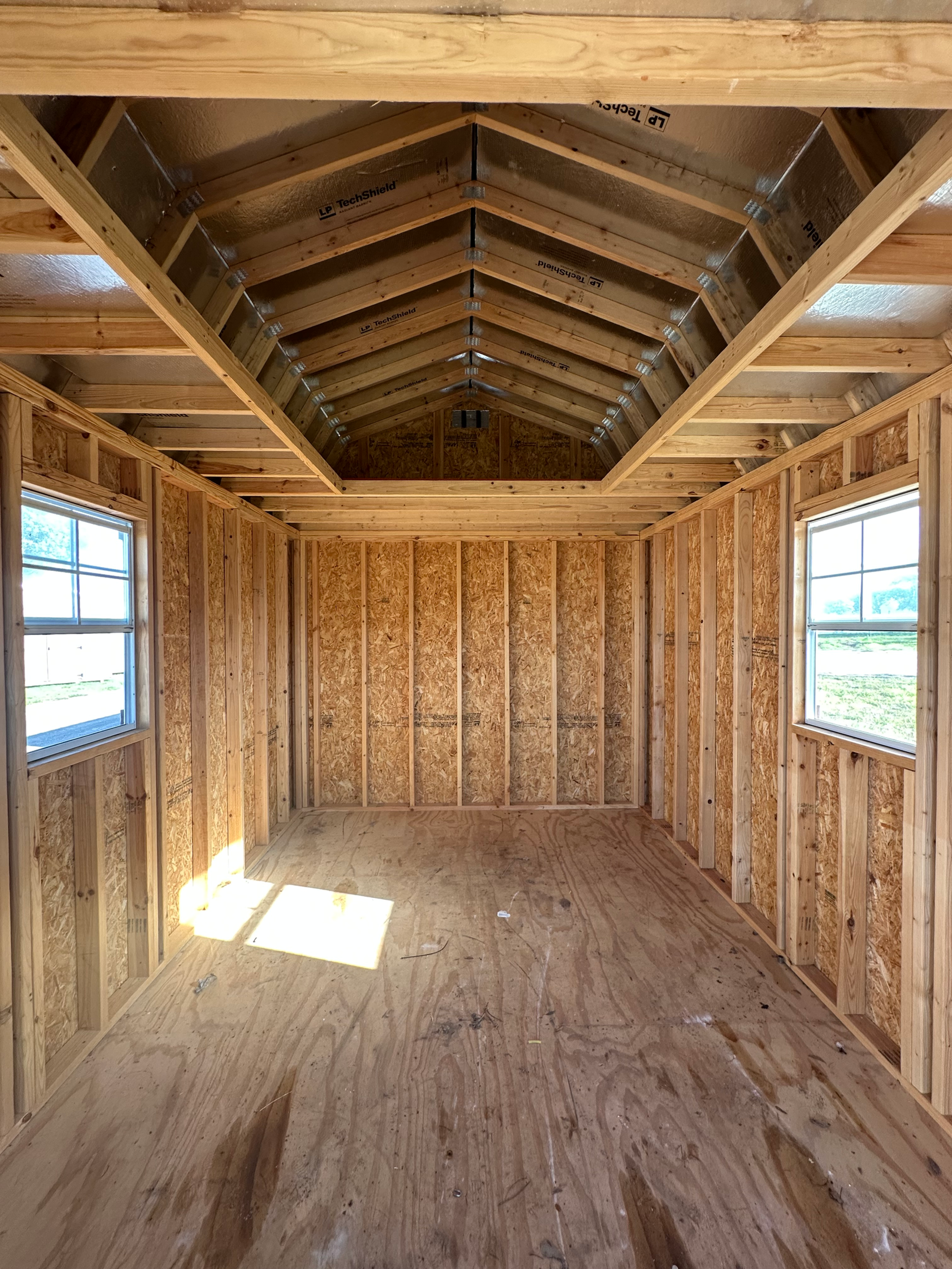 10x16 Lofted Barn — photo 2