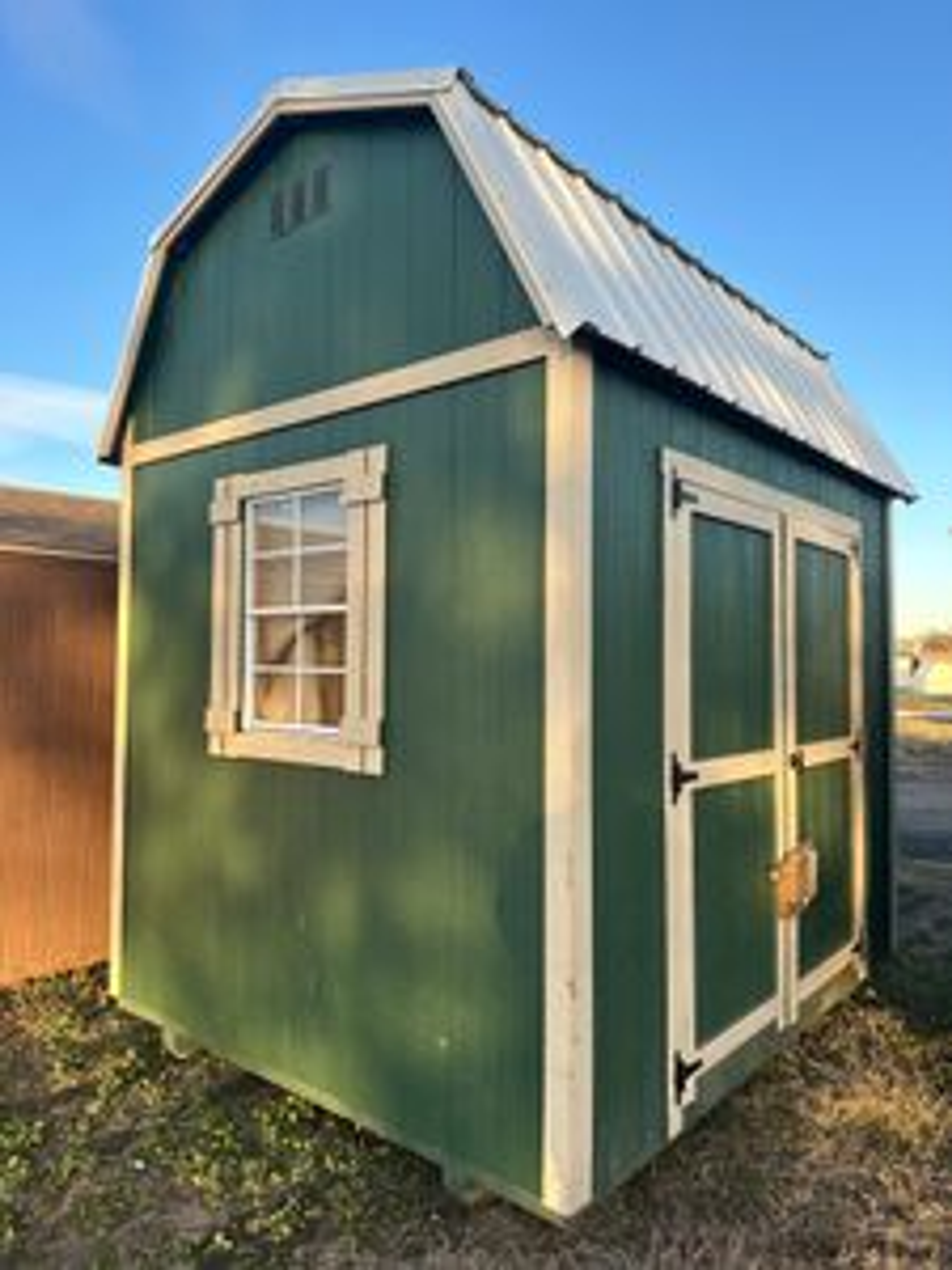 8x10 Gambrel Barn — photo 9