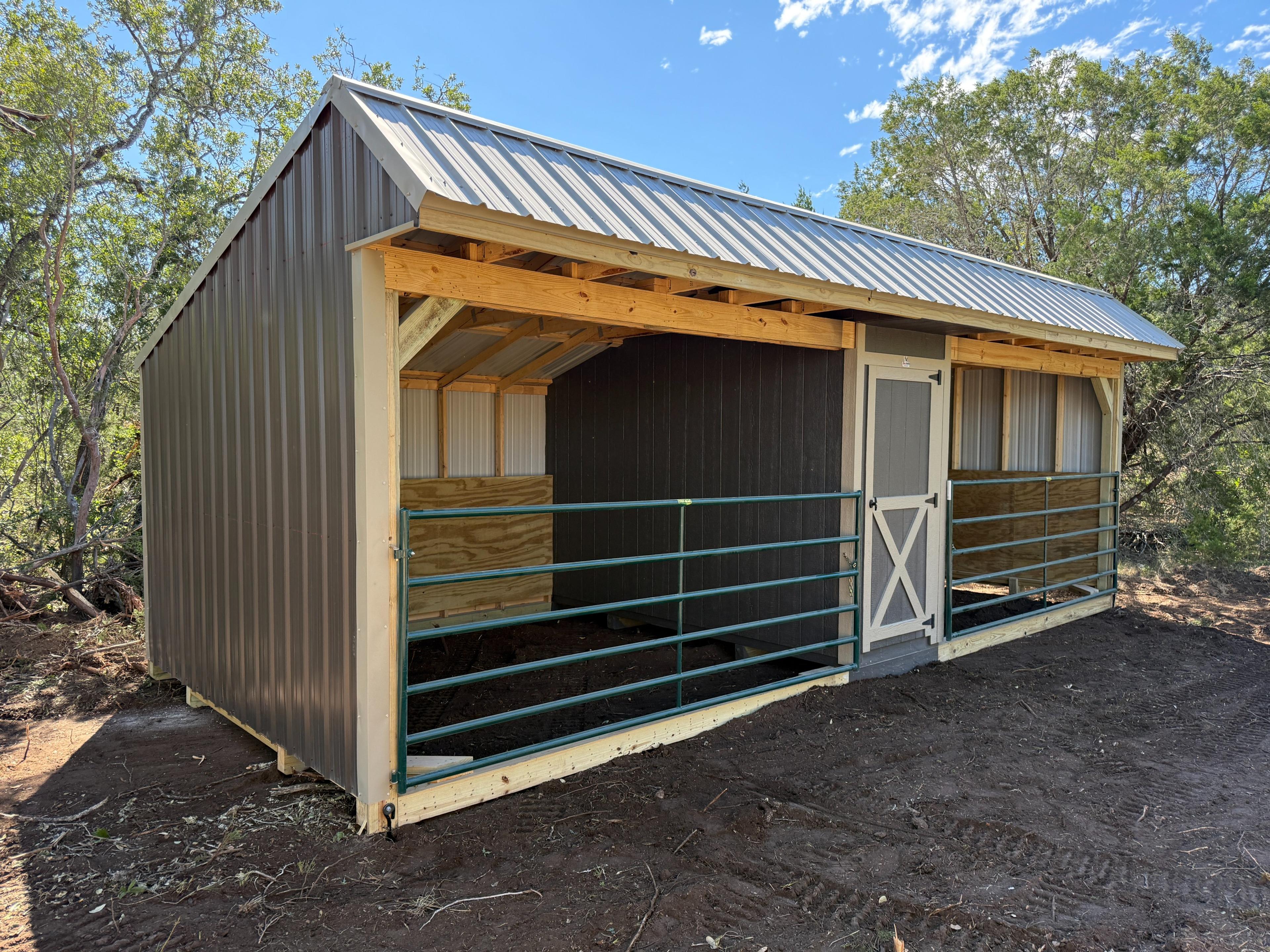 12x28 Animal Shelter with Tack Room