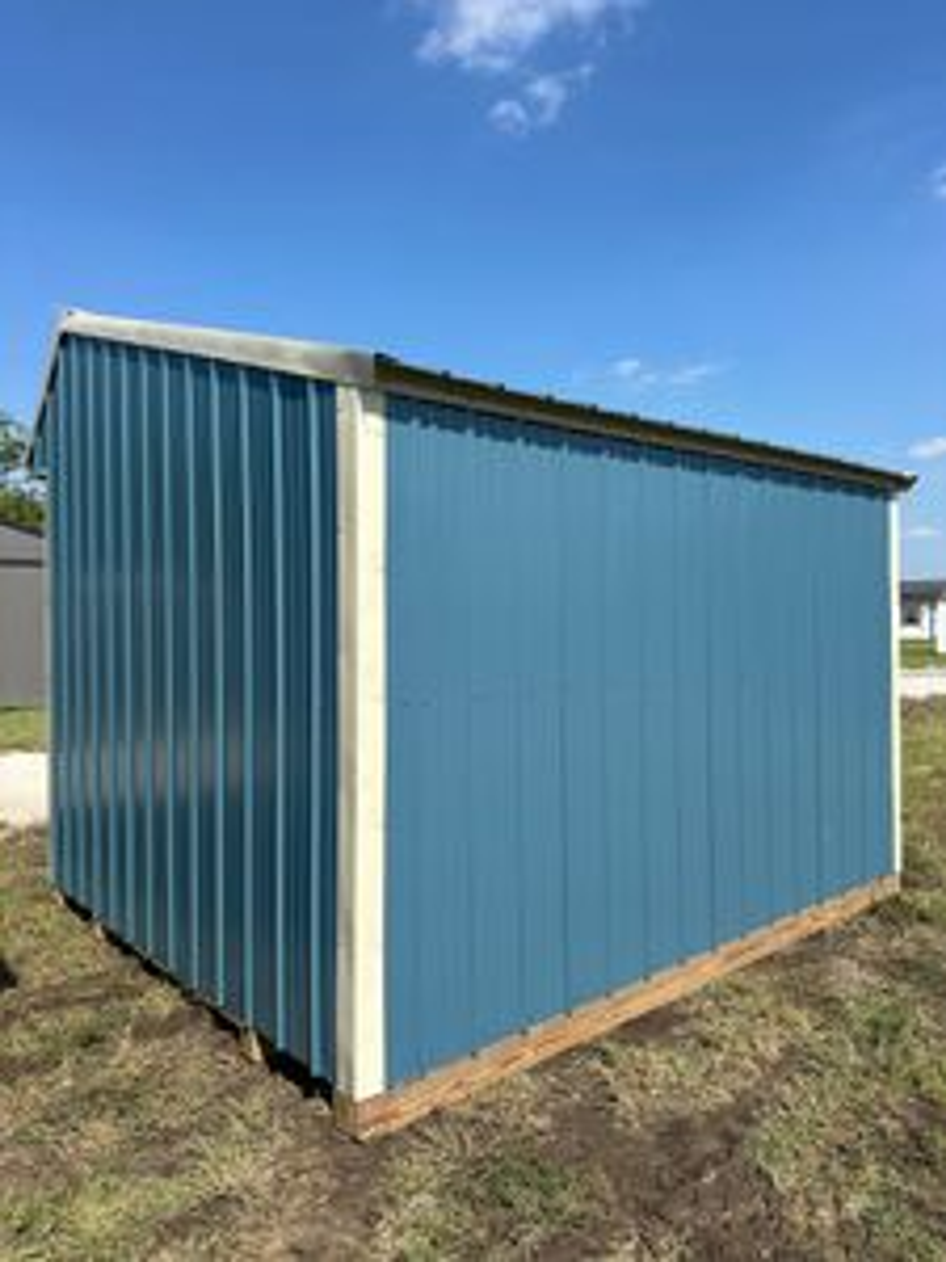 10x12 Animal Shelter — photo 2