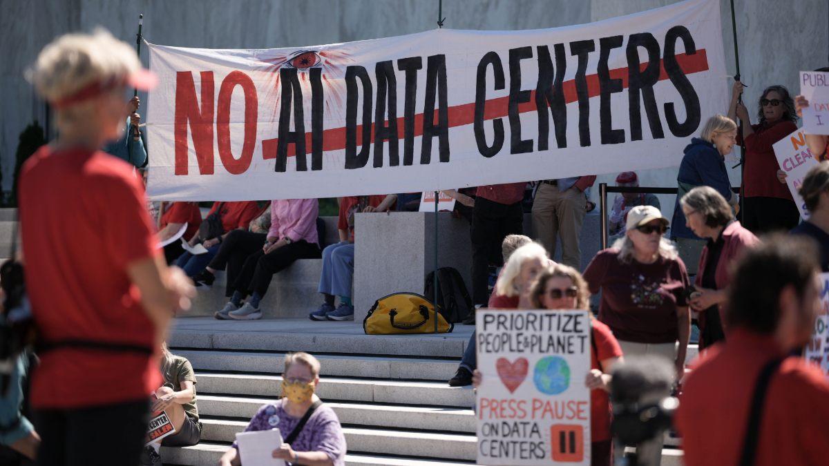 Imagen de la noticia: All Smokescreen, No Fire in Data Center Foreign Influence Claims (Tech Policy Press)