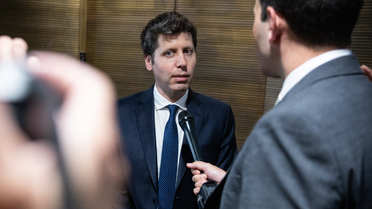 Imagen de la noticia: El incidente de OpenAI-Hugging Face exige una supervisión urgente del Congreso (Tech Policy Press)