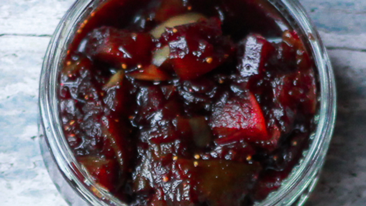 Fig & Apple Balsamic Chutney