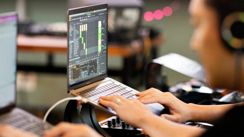 Custom Producer music production program - program overview image
