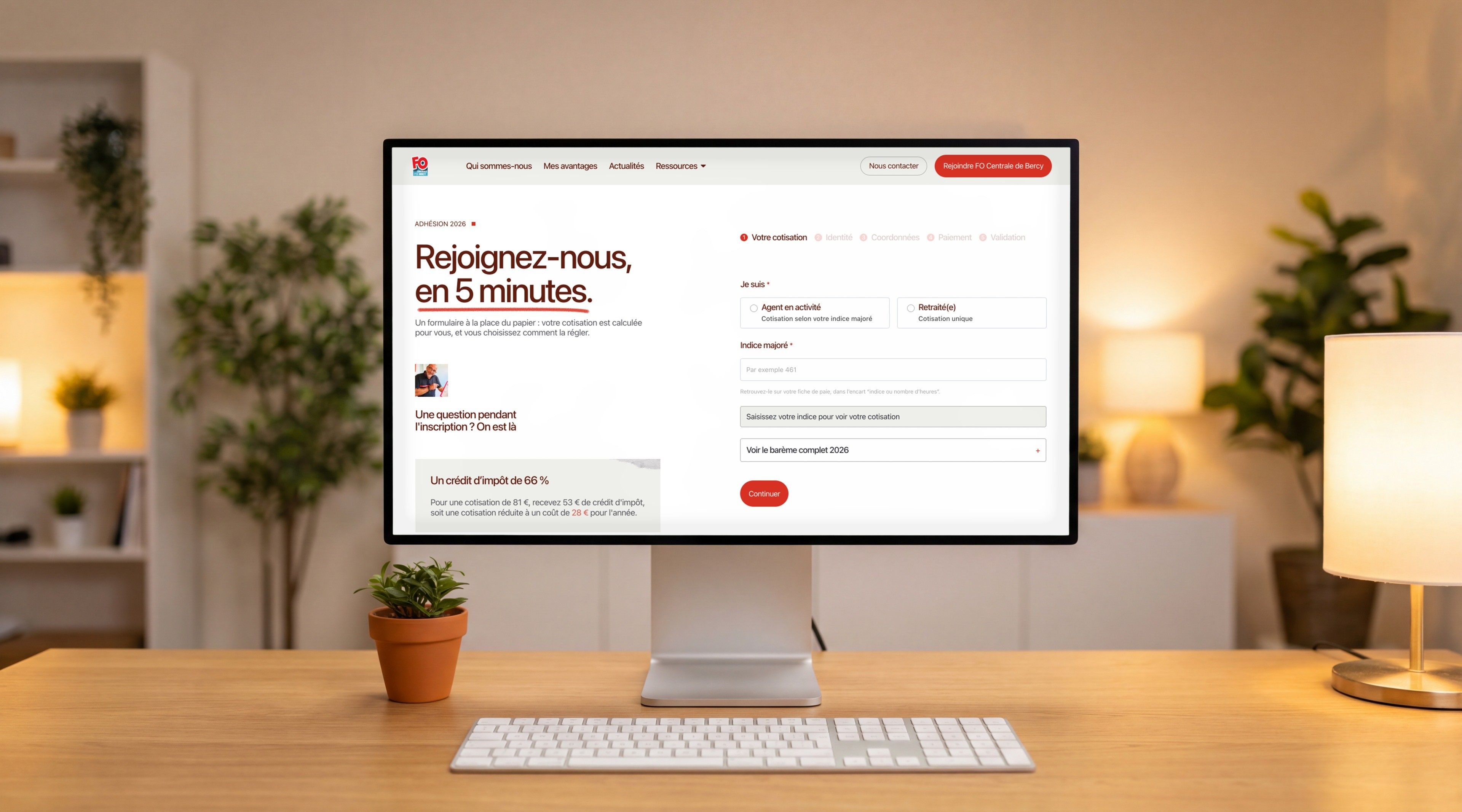 Pro Display XDR open on the FO Centrale Bercy membership form, “Join us, in 5 minutes.”