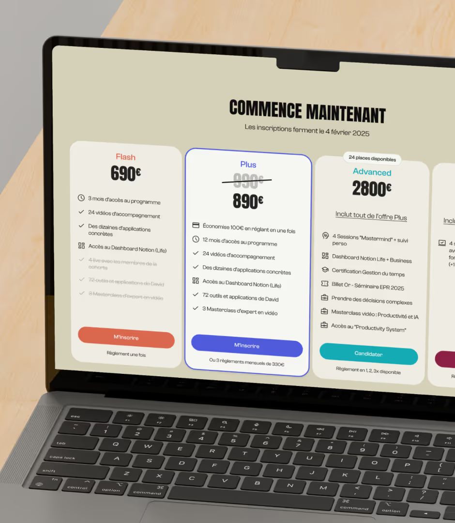 Paradox pricing page on a laptop: “Commence maintenant” with Flash €690, Plus €890 and Advanced €2800 plans