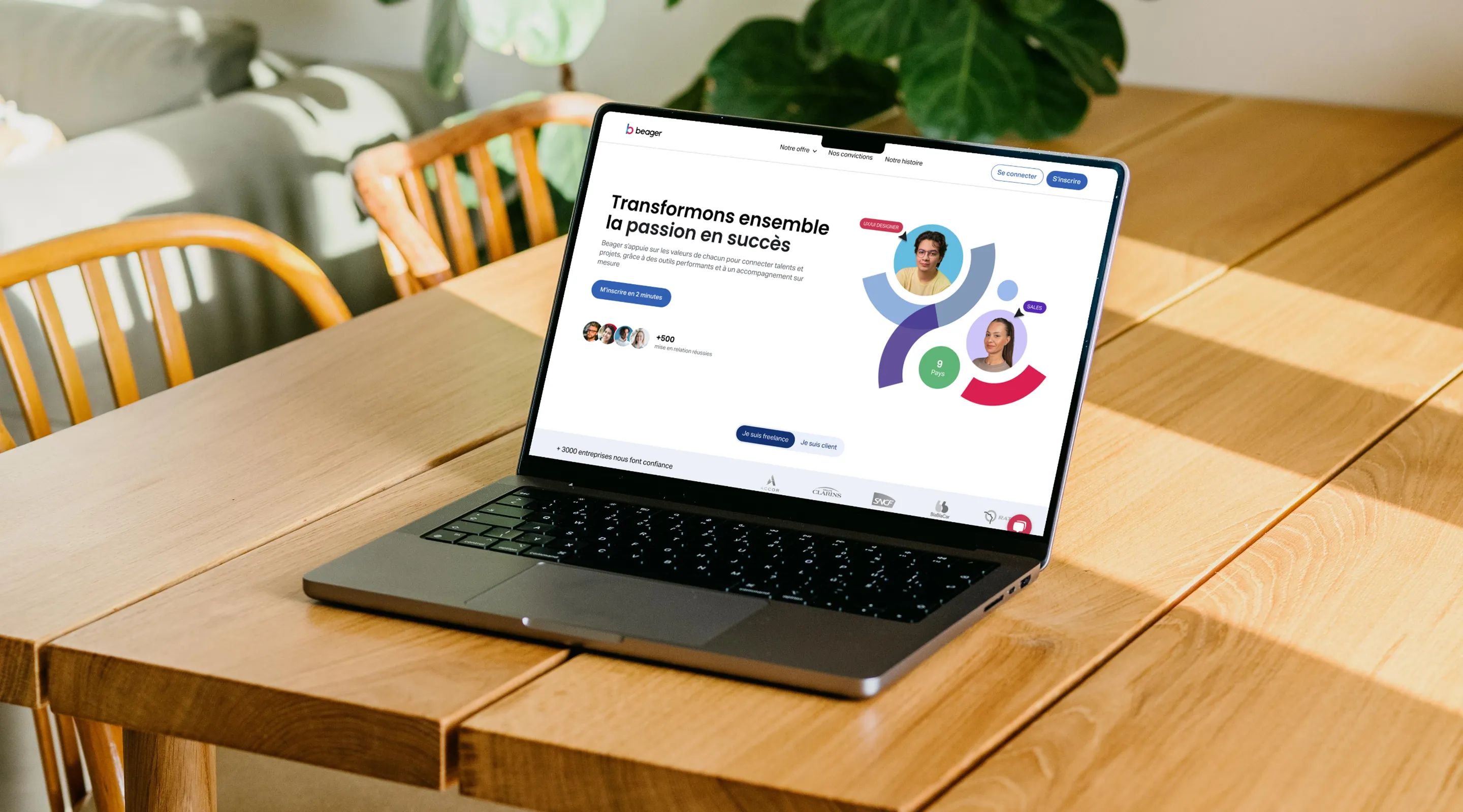 Page d’accueil du site Beager sur un ordinateur portable : « Transformons ensemble la passion en succès »