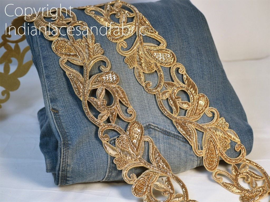 Antique Gold Zardozi Trim: 2.5 Inch Handcrafted Indian Saree Border - Image 1