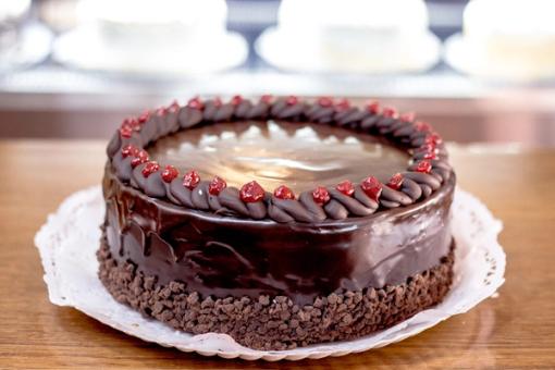 Bizcocho chocolate manjar frambuesa