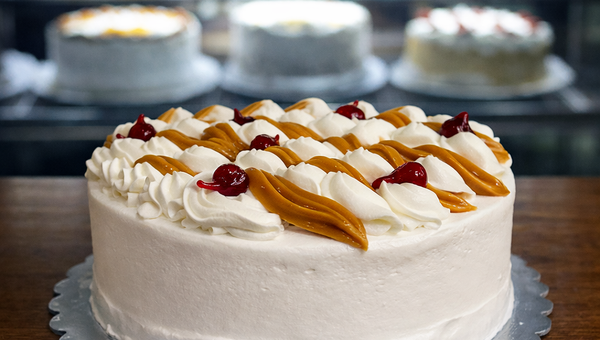 Bizcocho Manjar Frambuesa Crema
