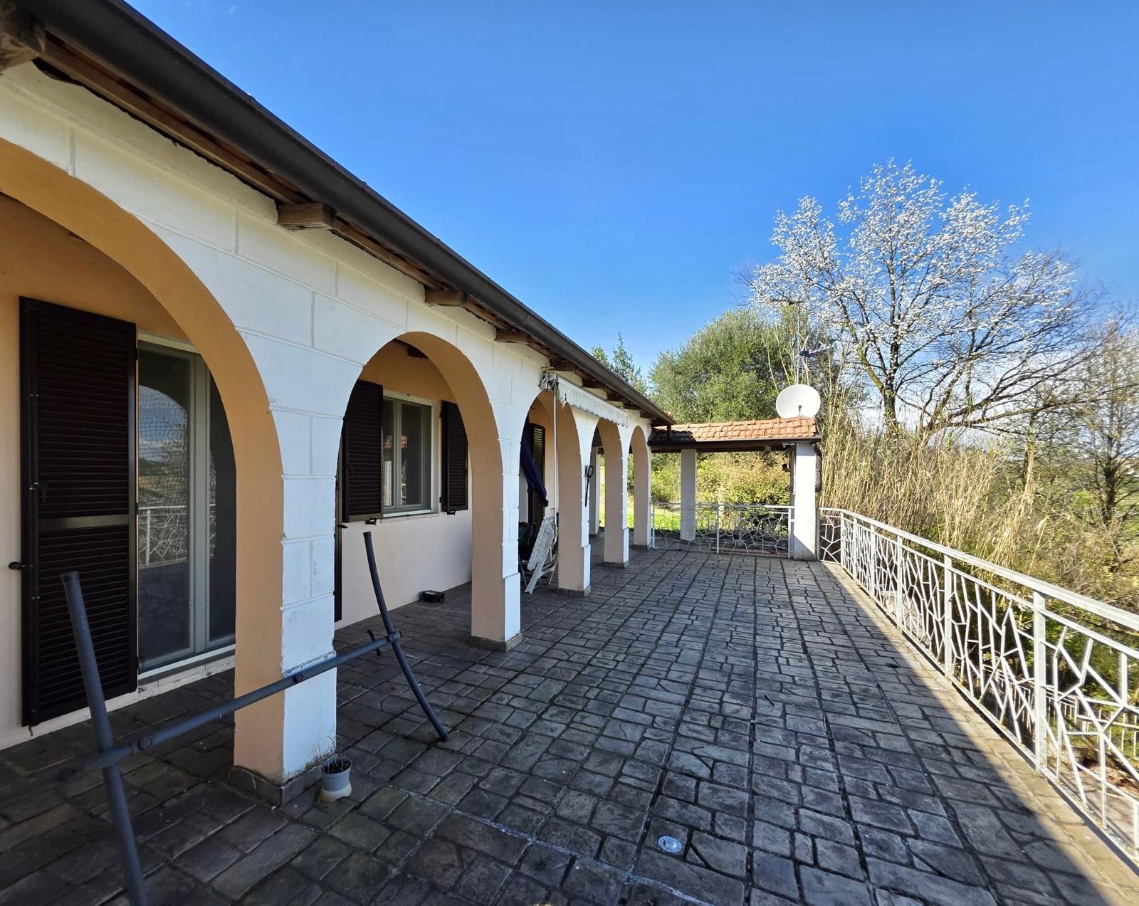 Villa bifamiliare immersa nella natura a Lu Monferrato – foto 3