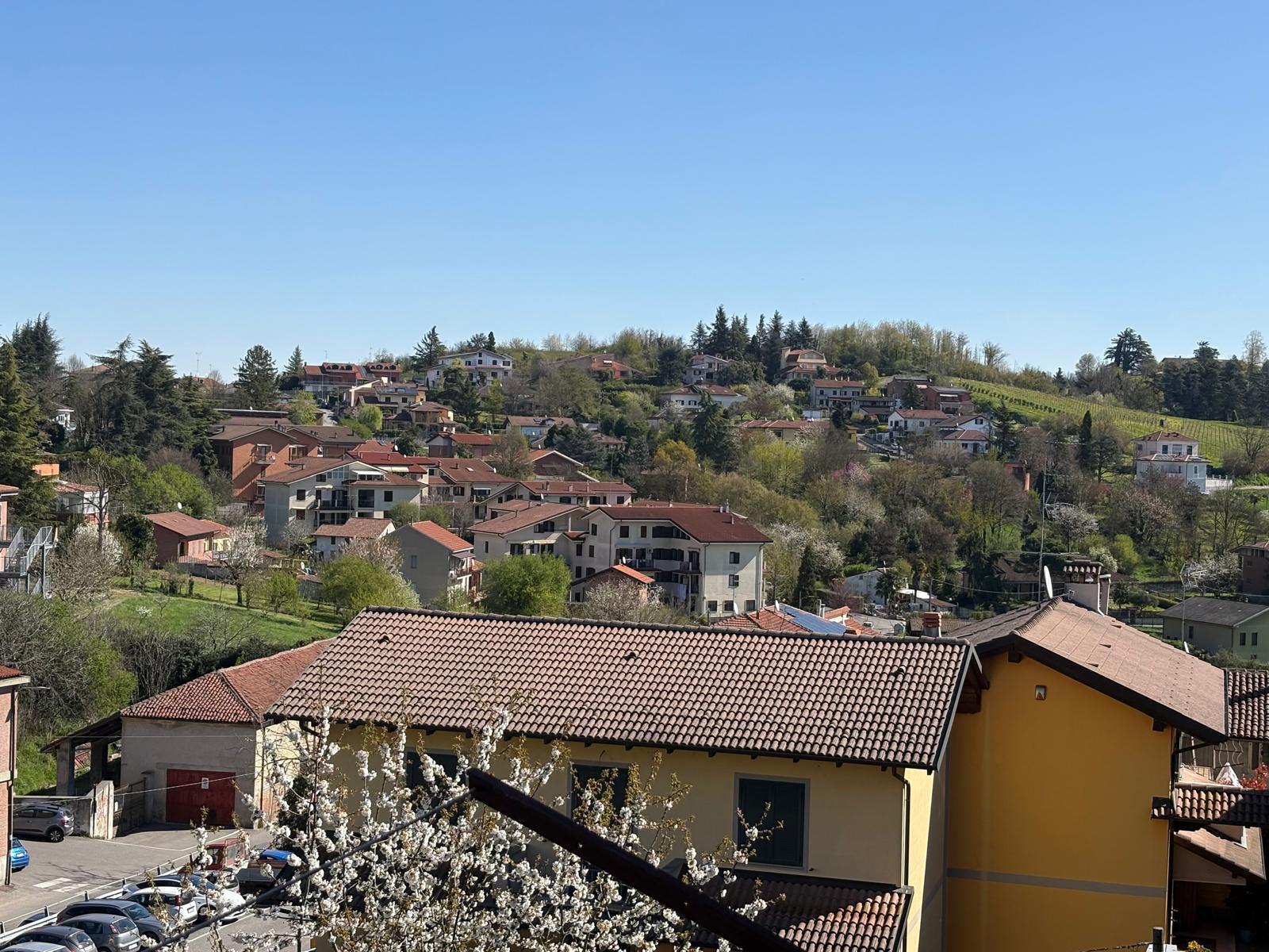 Appartamento pronto da abitare con vista aperta sul Monferrato – foto 5