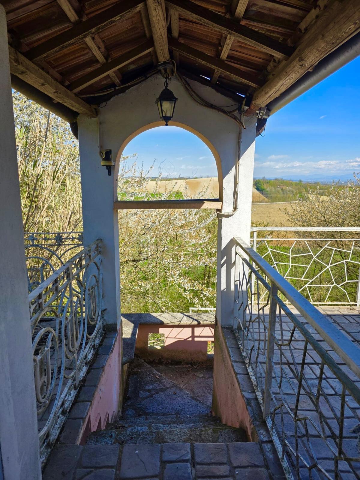 Villa bifamiliare immersa nella natura a Lu Monferrato – foto 5