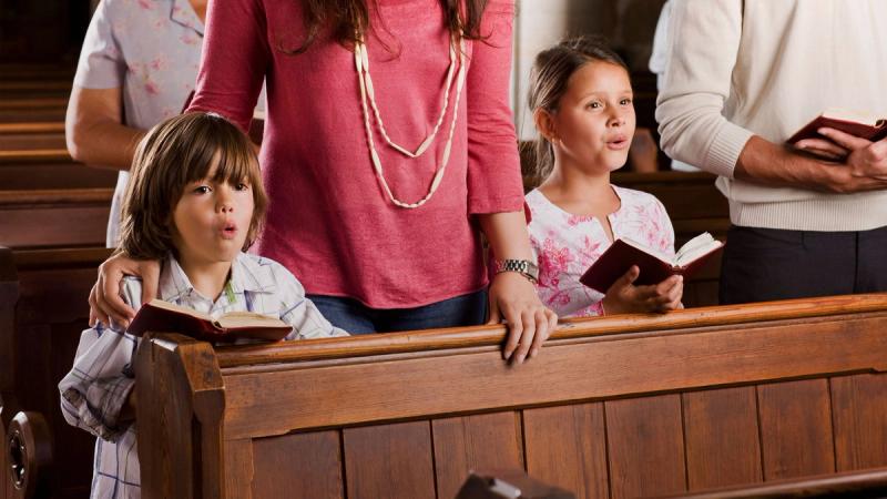 Можно ли заставлять детей ходить в церковь?