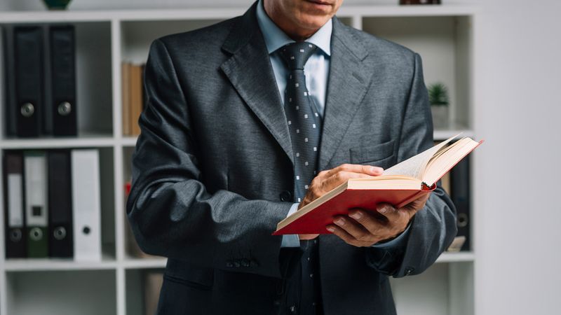 Должен ли в церкви быть оди