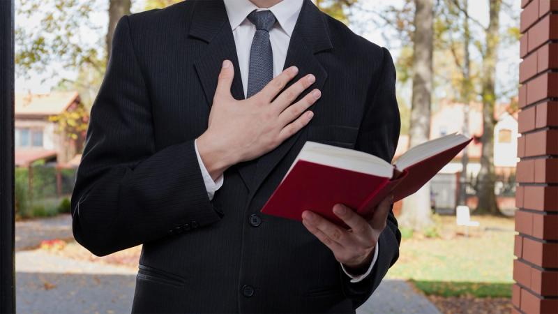 Как относиться к свидетелям Иеговы?