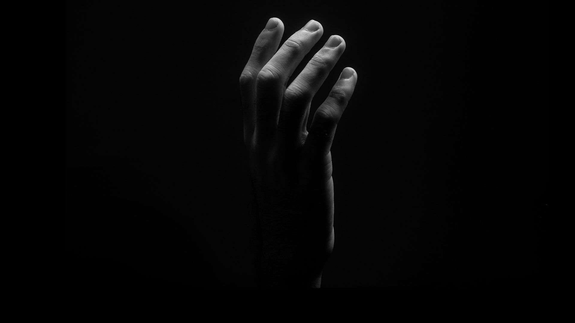 Promotional image for Что значит «не говорить лишнего» в молитве?