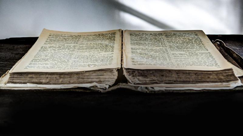 Можн�о ли утилизировать Библию и христианскую литературу?