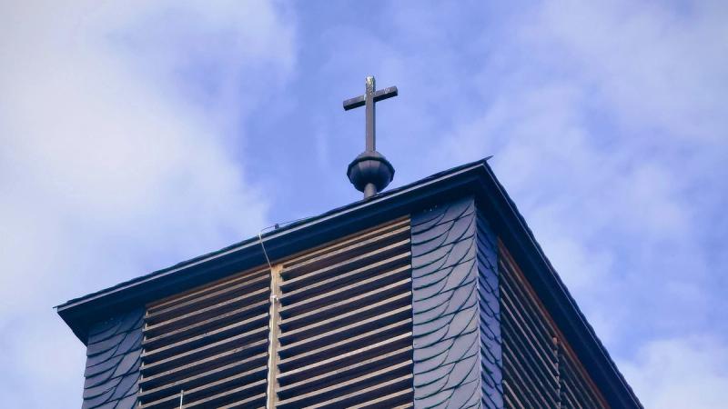 Вопросы и ответы о служении поместной церкви
